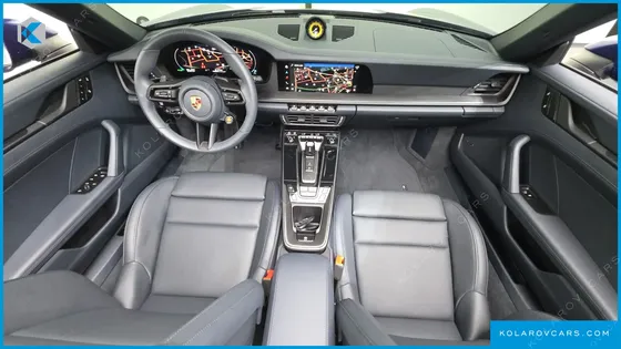 PORSCHE 911 CARRERA 4 GTS CABRIOLET