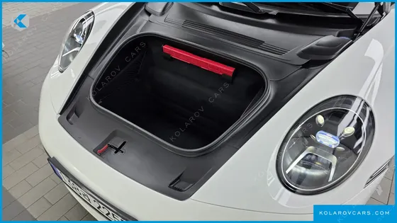 PORSCHE 911 CARRERA CABRIOLET