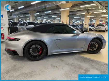 PORSCHE 911 CARRERA 4 GTS CABRIOLET
