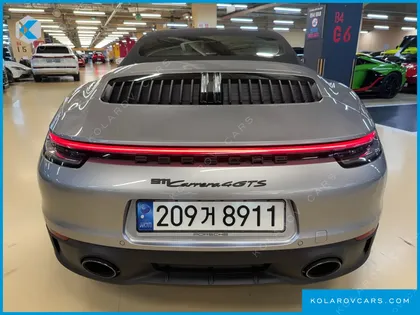 PORSCHE 911 CARRERA 4 GTS CABRIOLET