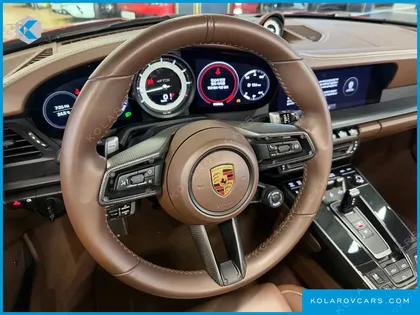 PORSCHE 911 CARRERA 4 GTS CABRIOLET
