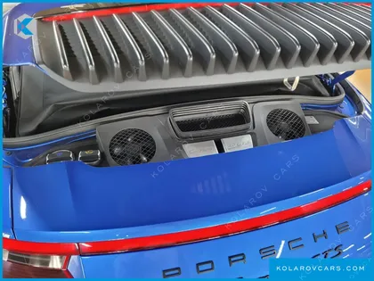 PORSCHE 911 CARRERA 4 GTS CABRIOLET