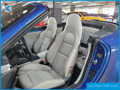PORSCHE 911 CARRERA 4 GTS CABRIOLET