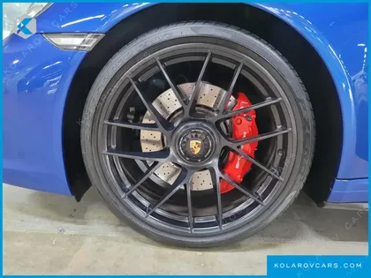 PORSCHE 911 CARRERA 4 GTS CABRIOLET