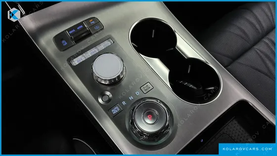 GENESIS GV70 2.5T GASOLINE 2WD