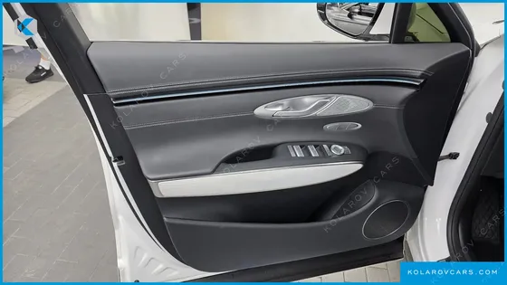 GENESIS GV70 2.5T GASOLINE 2WD