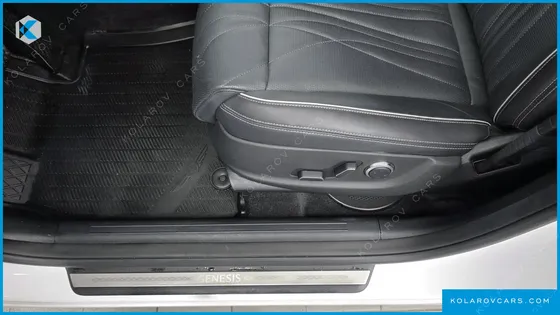 GENESIS GV70 2.5T GASOLINE 2WD