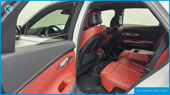 GENESIS GV70 2.5T GASOLINE 2WD
