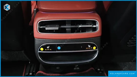 GENESIS GV70 2.5T GASOLINE 2WD