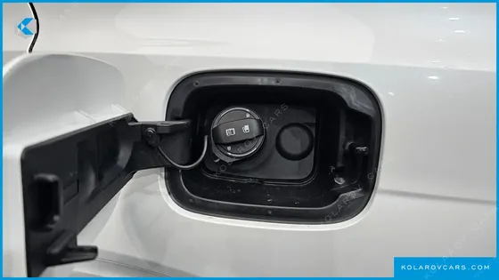 GENESIS GV70 2.5T GASOLINE 2WD