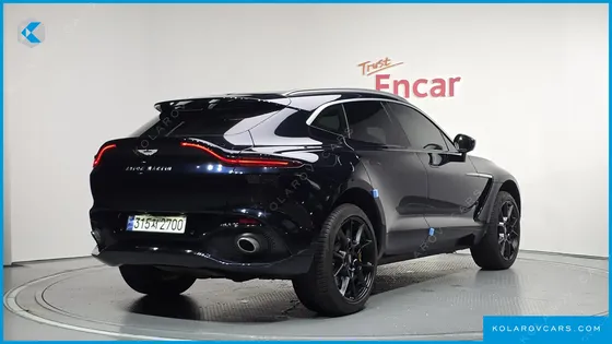 ASTON MARTIN DBX 4.0 V8
