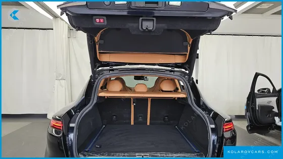 ASTON MARTIN DBX 4.0 V8