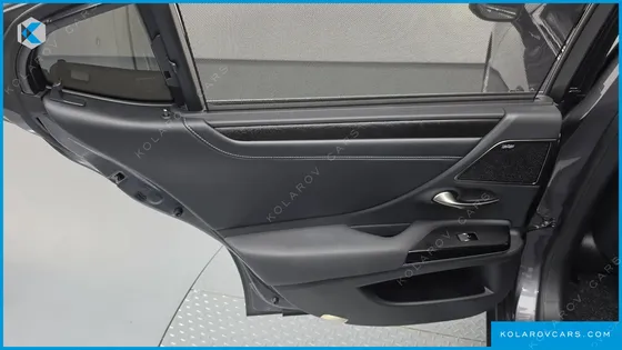 LEXUS ES EXECUTIVE
