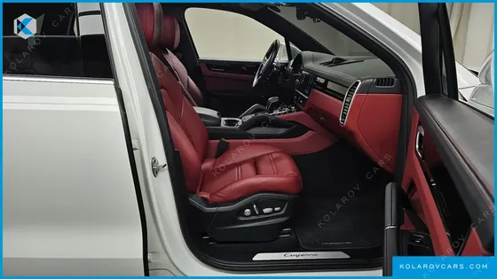 PORSCHE CAYENNE 3.0