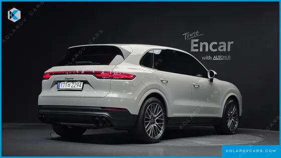 PORSCHE CAYENNE 3.0 PLATINUM EDITION