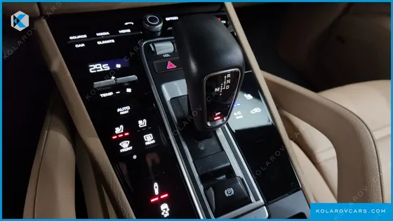 PORSCHE CAYENNE 3.0