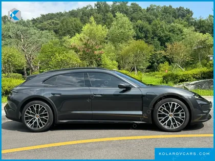 PORSCHE TAYCAN TURBO CROSS TURISMO