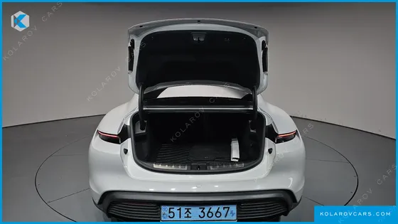 PORSCHE TAYCAN 4S