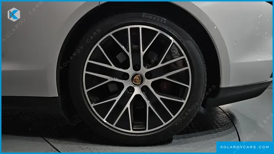 PORSCHE TAYCAN 4S