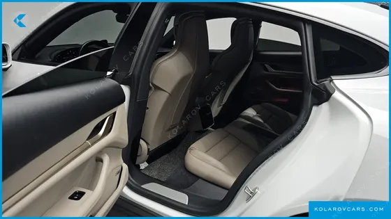 PORSCHE TAYCAN 4S
