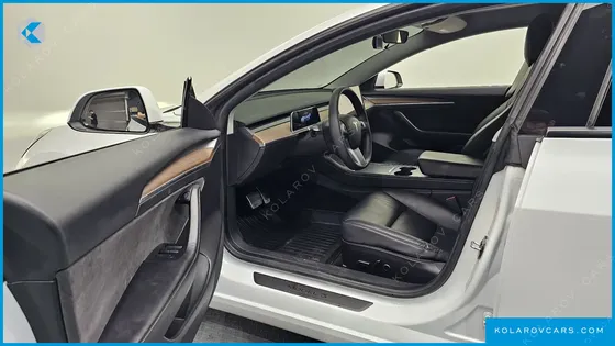 TESLA MODEL 3 LONG RANGE AWD