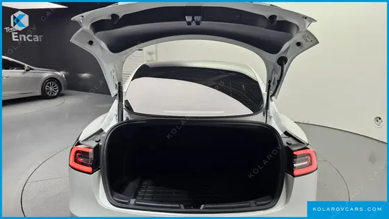 TESLA MODEL 3 LONG RANGE AWD