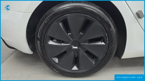 TESLA MODEL 3 RWD