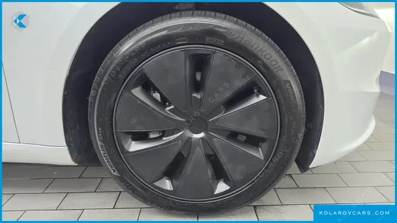 TESLA MODEL 3 RWD