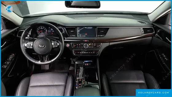 KIA K7 3.0 LPI LUXURY (RENTAL CAR)