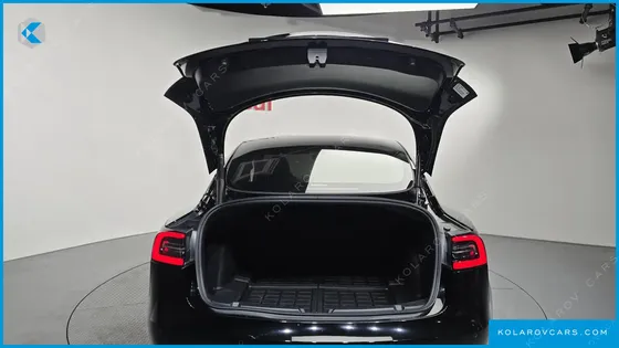 TESLA MODEL 3 LONG RANGE AWD