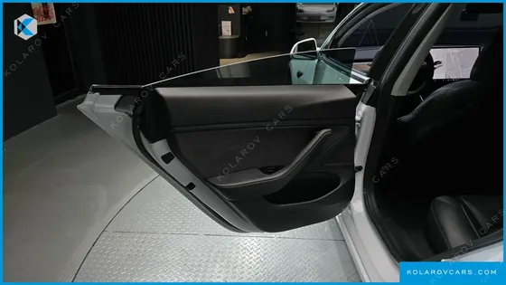 TESLA MODEL 3 LONG RANGE AWD