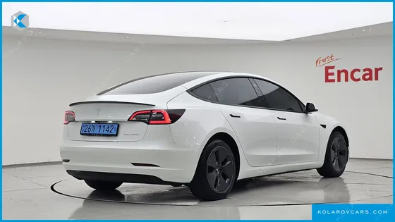 TESLA MODEL 3 LONG RANGE AWD
