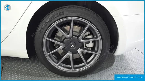 TESLA MODEL 3 LONG RANGE AWD