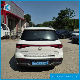 MERCEDES EQB EQB300 4MATIC AMG LINE