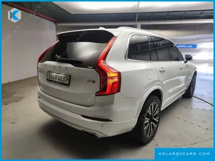 VOLVO XC90 D5 MOMENTUM