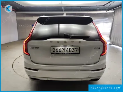 VOLVO XC90 D5 MOMENTUM