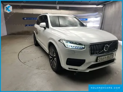 VOLVO XC90 D5 MOMENTUM