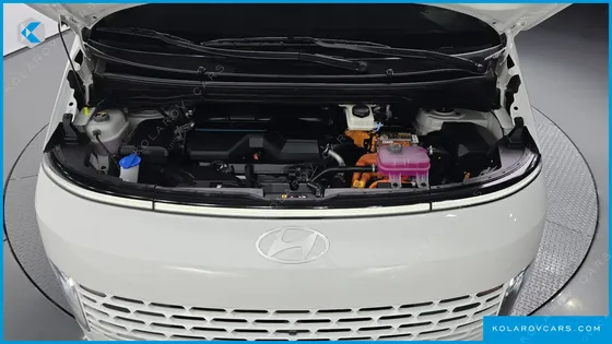 HYUNDAI STARIA HEV 1.6 CARGO 5-SEATER