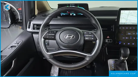 HYUNDAI STARIA HEV 1.6 CARGO 5-SEATER
