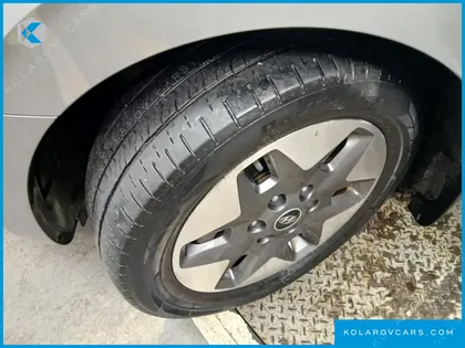 HYUNDAI STARIA 4WD TOURER 11-SEATER