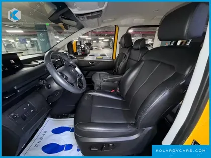 HYUNDAI STARIA L3.5  KINDER SAFETY CAR