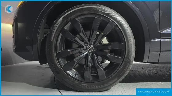 VOLKSWAGEN TOUAREG 3.0 TDI R-LINE