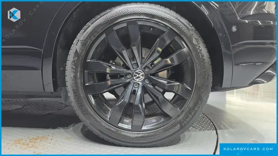 VOLKSWAGEN TOUAREG 3.0 TDI R-LINE