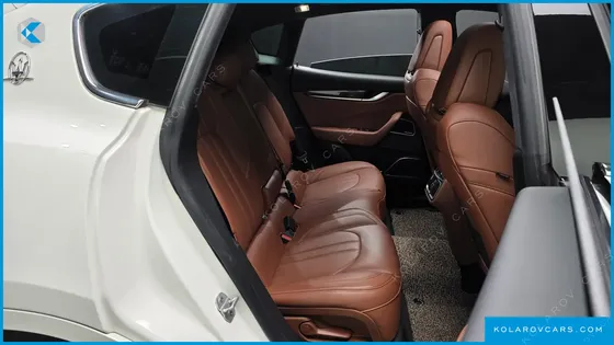 MASERATI LEVANTE 3.0 AWD GRANSPORT