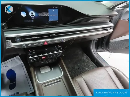 HYUNDAI GRANDEUR 2,5 GASOLINE 2WD