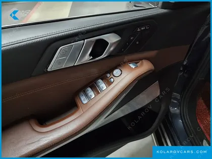 BMW X7 XDRIVE 40D DESIGN PURE EXCELLENCE 7-SEATER
