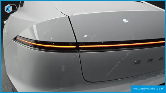 HYUNDAI GRANDEUR 2,5 GASOLINE 2WD