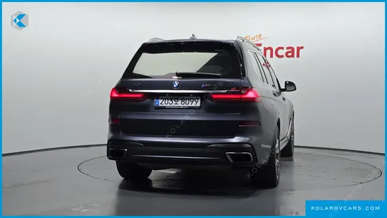 BMW X7 M50I 6STR