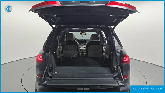 BMW X7 M50I 6STR