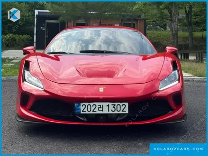 FERRARI F8 3.9 V8